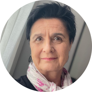 Karola